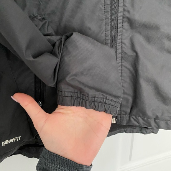 Nike jacket - Picture 6 of 7